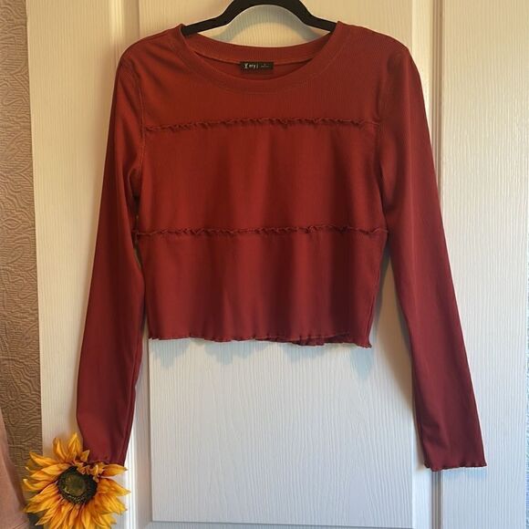 Very J Cropped Top - S - Picture 1 of 10